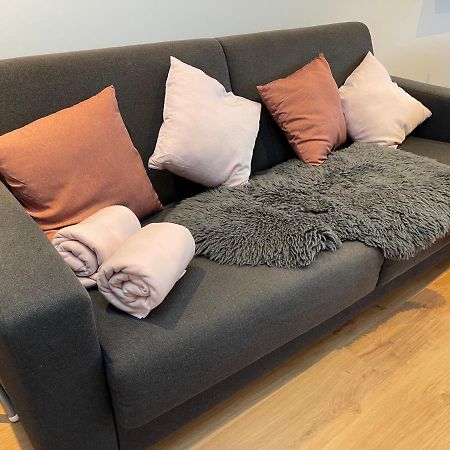 Gemuetliches Und Lichtdurchflutetes Penthouse Mit Sternenhimmelblick, Boxspringbett Und Terrasse - Gute Anbindung An Die Innenstadt Kassel Kültér fotó