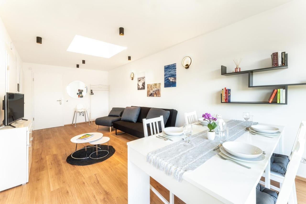 Gemuetliches Und Lichtdurchflutetes Penthouse Mit Sternenhimmelblick, Boxspringbett Und Terrasse - Gute Anbindung An Die Innenstadt Kassel Kültér fotó