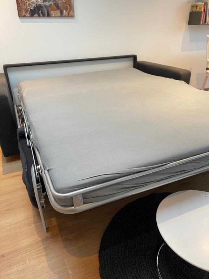 Gemuetliches Und Lichtdurchflutetes Penthouse Mit Sternenhimmelblick, Boxspringbett Und Terrasse - Gute Anbindung An Die Innenstadt Kassel Kültér fotó